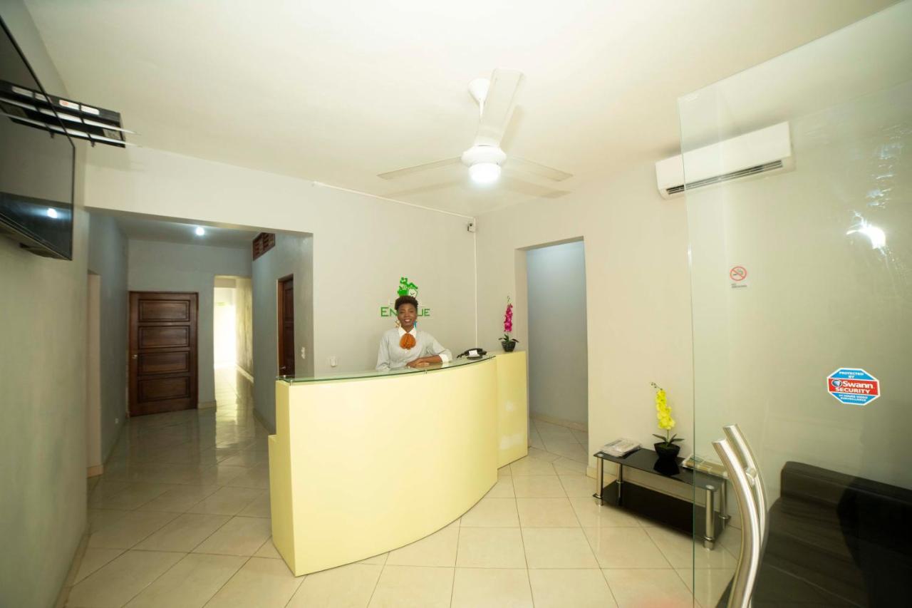 Hotel Enrique I Gazcue, Bed And Breakfast Santo Domingo Bagian luar foto