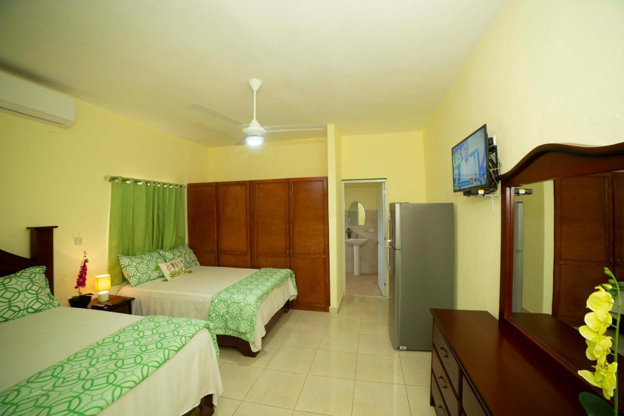Hotel Enrique I Gazcue, Bed And Breakfast Santo Domingo Bagian luar foto
